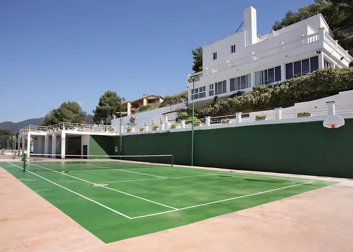 Отель Don Juan Tossa